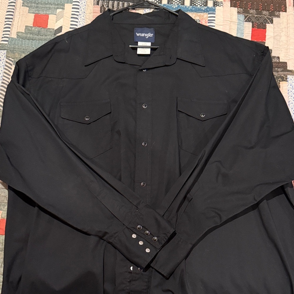 Wrangler Black Long Sleeve Shirt